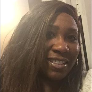 Meet your Posher, Sondra